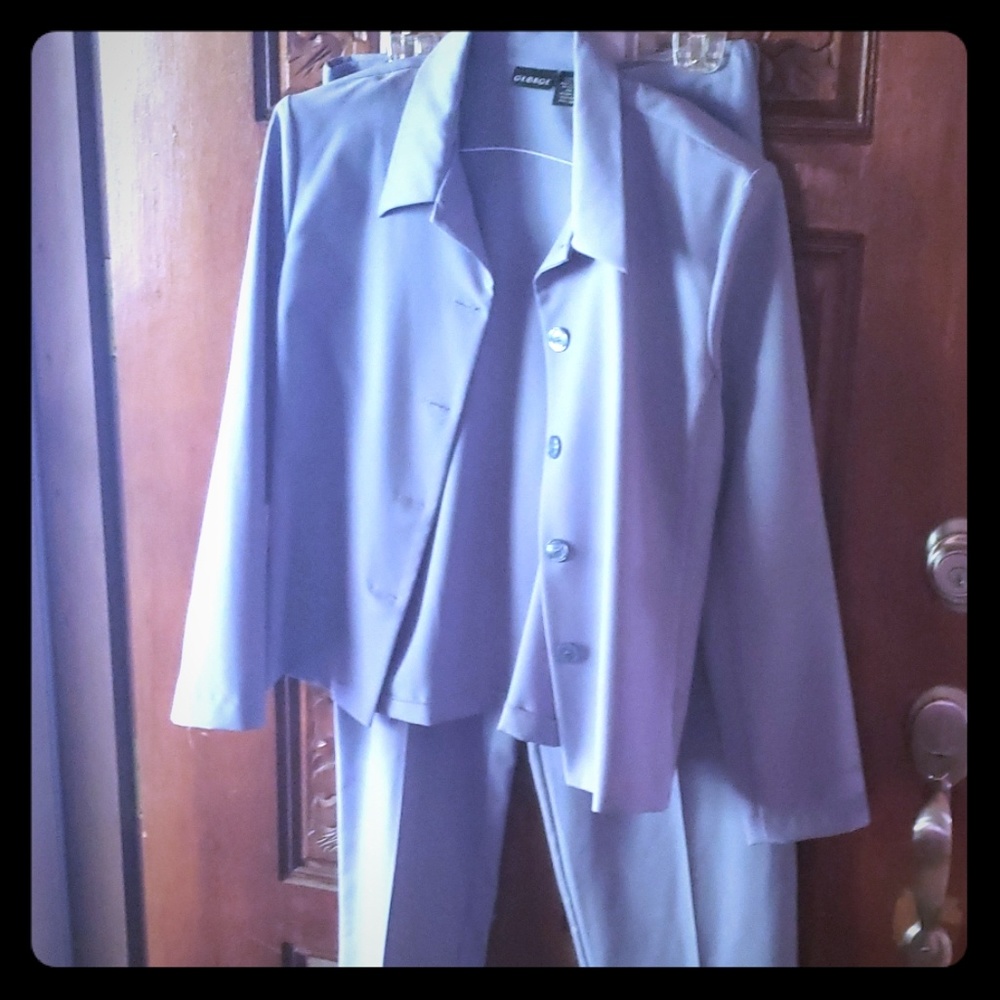 Ladies suit